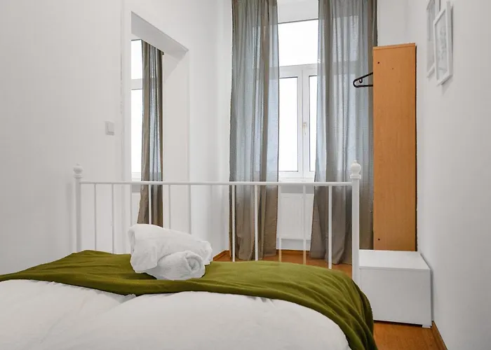 Elegant 2br - Near Bahnhof Meidling Apartman Bécs