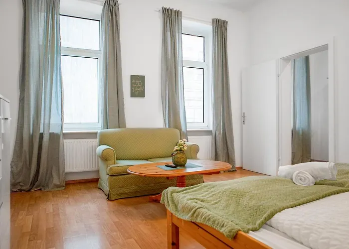 Elegant 2br - Near Bahnhof Meidling *