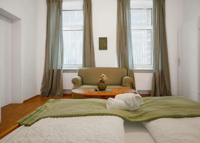 Elegant 2br - Near Bahnhof Meidling Вена